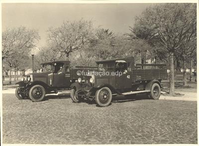 C.R.G.E. - Boa Vista _ Serviço de transportes. Camionetas Rochet-Schneider _ 1934-00-00 _ Kurt Pinto _ 15218 _ 27.jpg