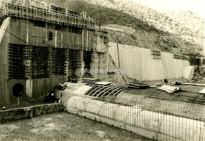Aproveitamento hidroeléctrico da Valeira _ Pormenor dos trabalhos de construção_18.jpg