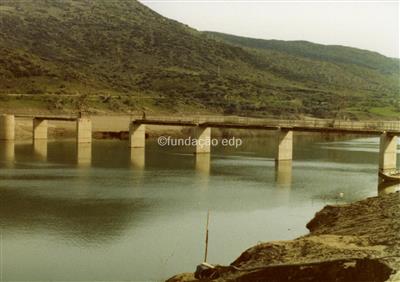 Aproveitamento hidroelectrico do Pocinho_Construção da barragem_012.jpg