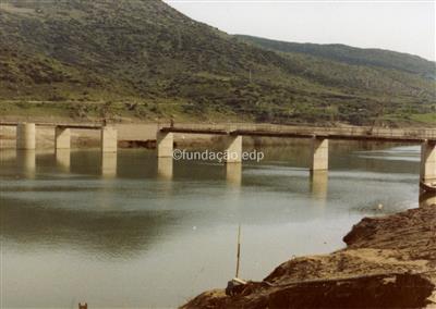 Aproveitamento hidroelectrico do Pocinho_Construção da barragem_013.jpg