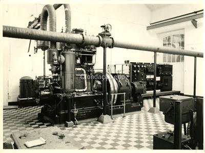 Museu da Electricidade _ Grupo gerador da Central eléctrica da fábrica da SIDUL _ [1980-90-00-00] _ FNI _ 14409 _ 113.jpg