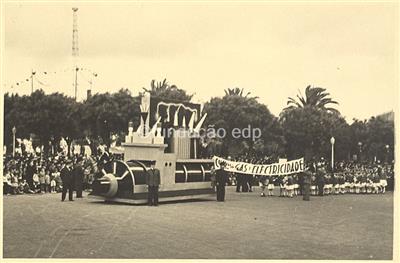 C.R.G.E. - Lisboa _ Festas de Lisboa. Cortejo do trabalho _ 1935-06-00 _ Kurt Pinto _ 15219 _ 24a.jpg