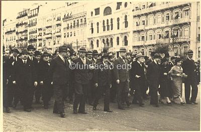 C.R.G.E. - Lisboa _ Festas de Lisboa. Cortejo do trabalho _ 1935-06-00 _ Kurt Pinto _ 15219 _ 25a.jpg
