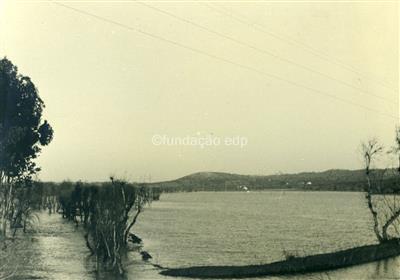 C.R.G.E. - Linha do Vale do Tejo _ Inundações no Inverno  _ 1932-00-00 _ Kurt Pinto _ 15134 _ 36.jpg
