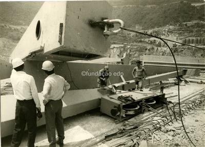 Aproveitamento hidroeléctrico da Valeira _ Aspecto de equipamentos após acidente_358.jpg
