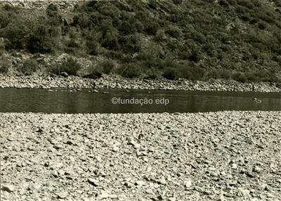 Aproveitamento hidroeléctrico da Valeira _ Pormenor do leito do rio Douro_484.jpg